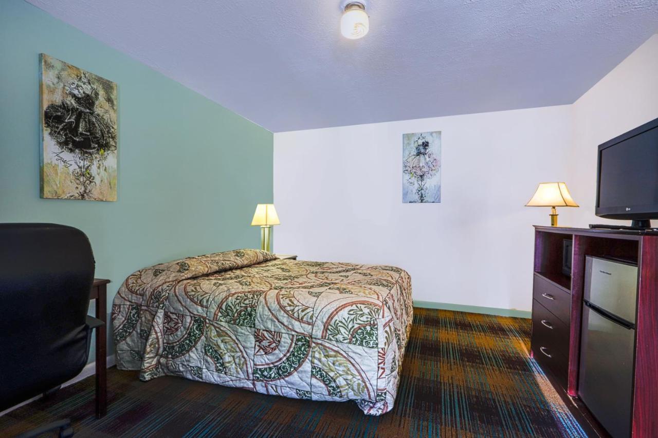 Patriot Inn Motel Beaver Wv, By Oyo Eksteriør billede